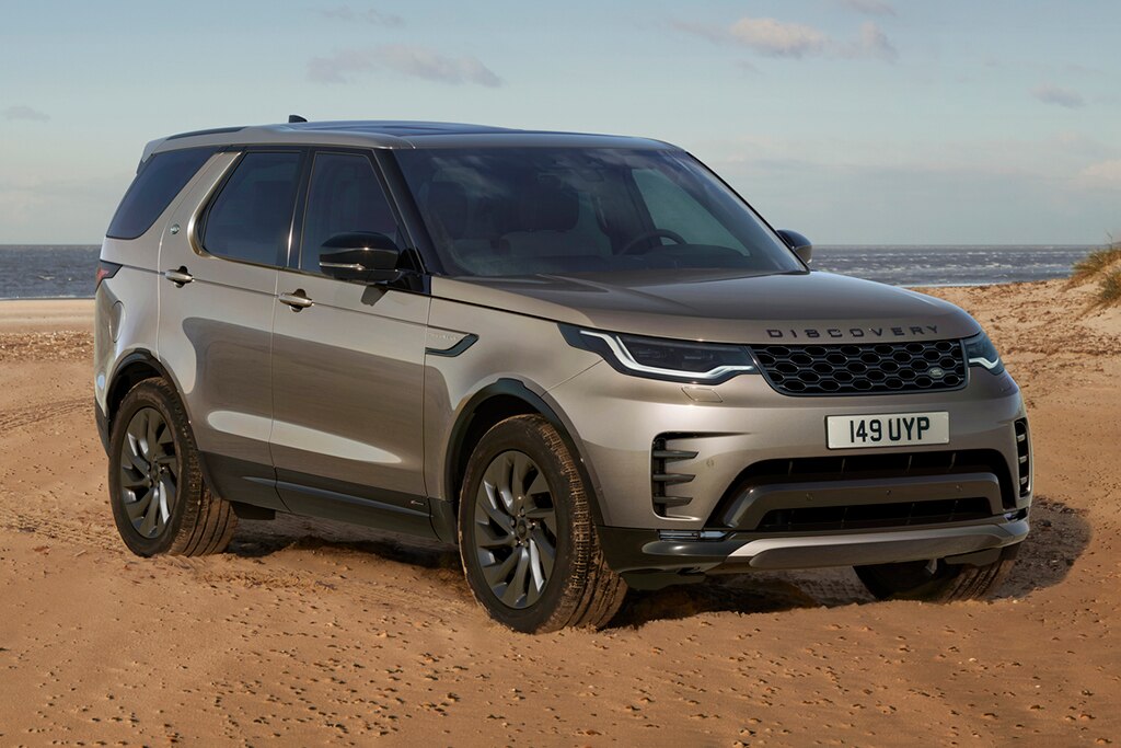2022 Land Rover Discovery in bronze